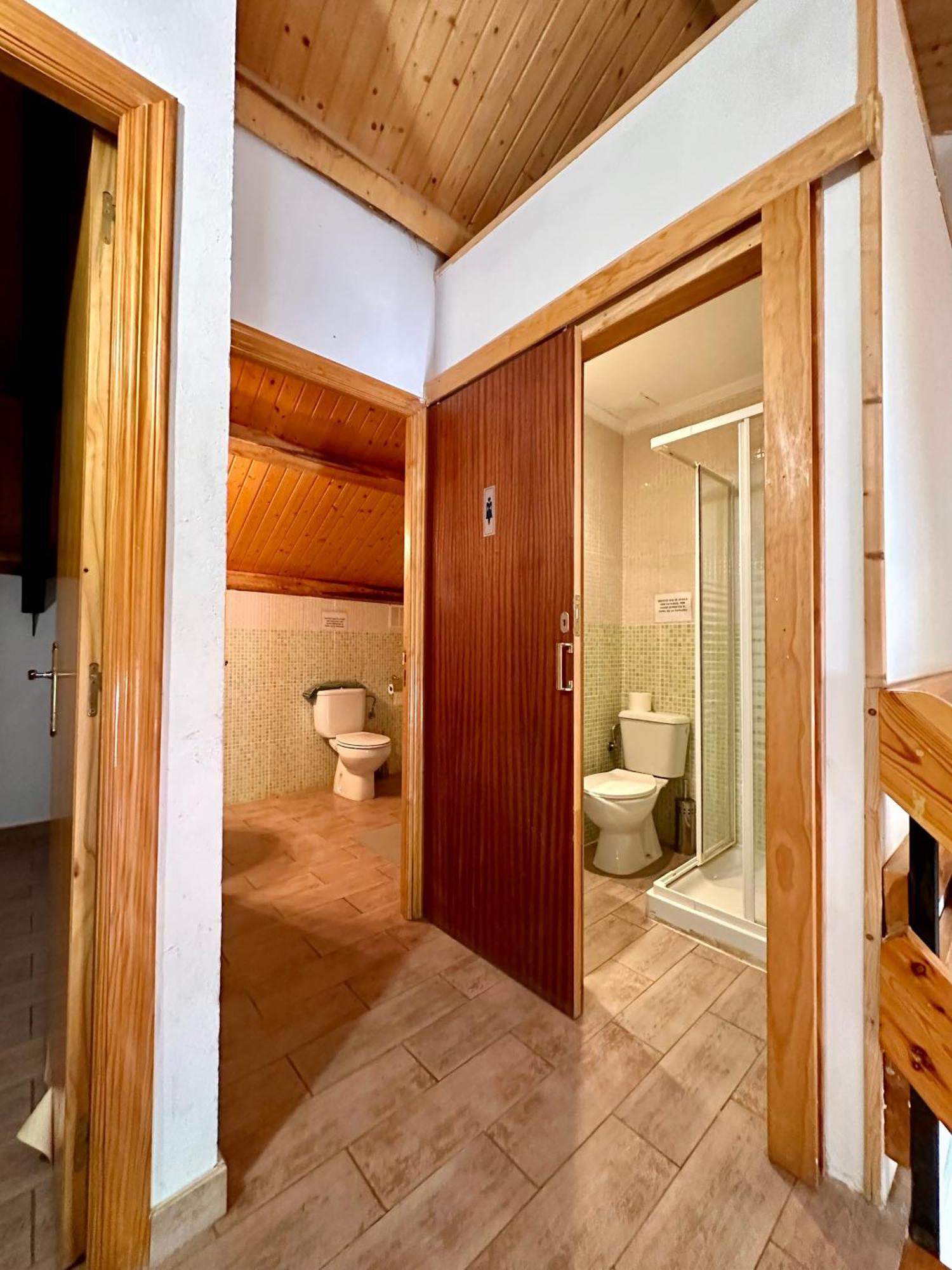 Albergue Valle De Arbas Cubillas de Arbas ภายนอก รูปภาพ