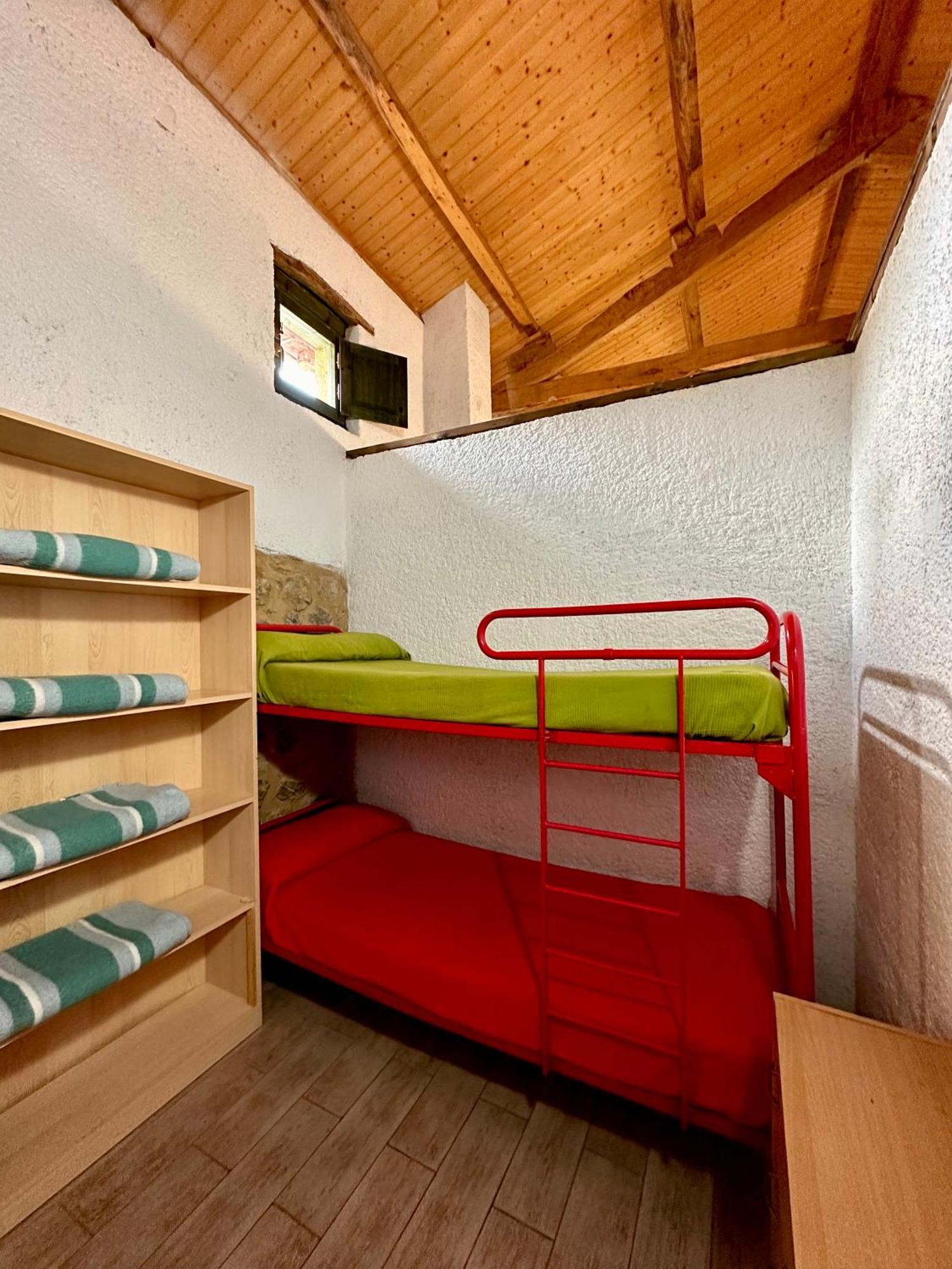 Albergue Valle De Arbas Cubillas de Arbas ภายนอก รูปภาพ